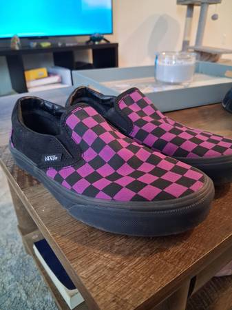 Womens Vans worn once 1