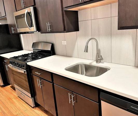 $1,800 / 2br - Renovated 2BR Apartment in Brownsville (Brooklyn)63874740976129124