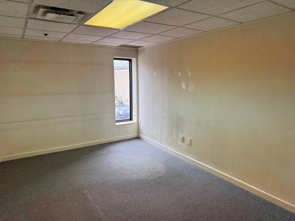 $2,800 / 2800ft2 - Espacio de oficinas (Littleton)63856339463041122
