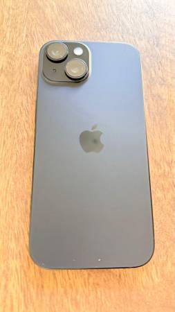 iPhone 15 - UNLOCKED 1