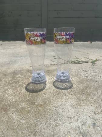 Rainforest Cafe Light-Up Clear Plastic Drinking Cups Set of 2, 10-18 oz 1