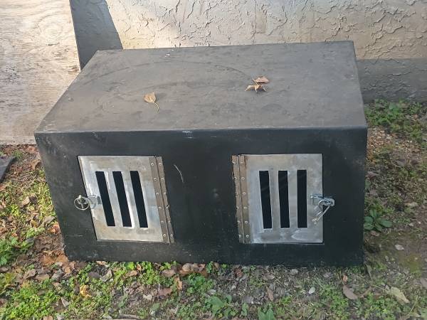 Dog boxs 250 for both 1