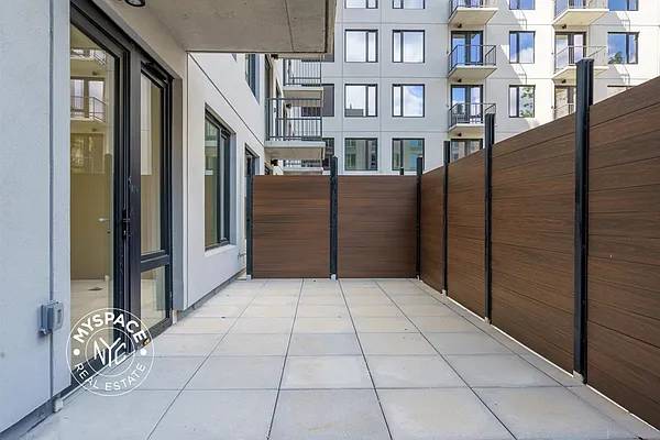 $4,400 / 2br - PRIME WEST CROWN HEIGHTS FULL AMENITY LUXURY  2BR 2BA PVT DECK LLÁMAME (WEST CROWN HEIGHTS)63870970940545121