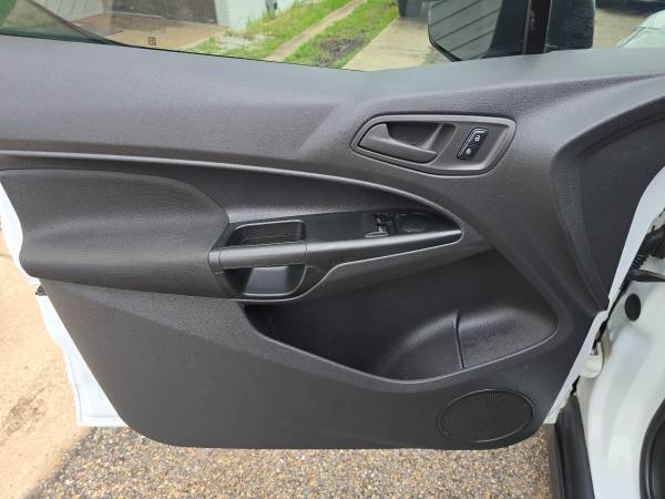 2017 Ford TRANSIT CONNECT WAGON - Photo 11