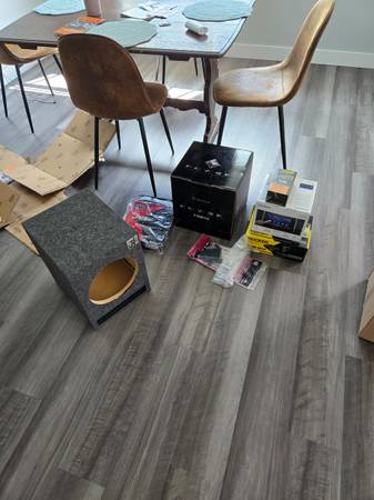 Rockford fosgate sub and amp 1