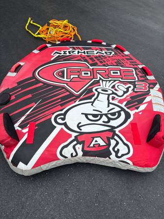 Airhead towable float 1
