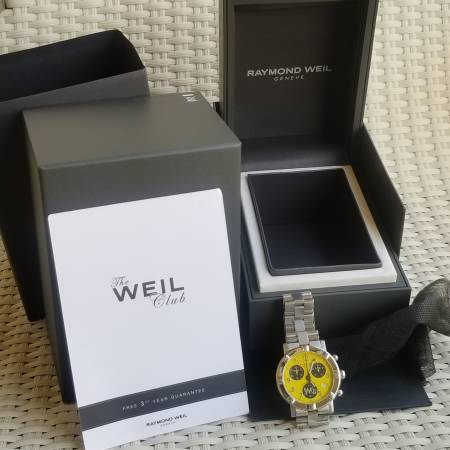 RAYMOND WEIL W1 Chronograph Date Yellow Dial  Watch 1