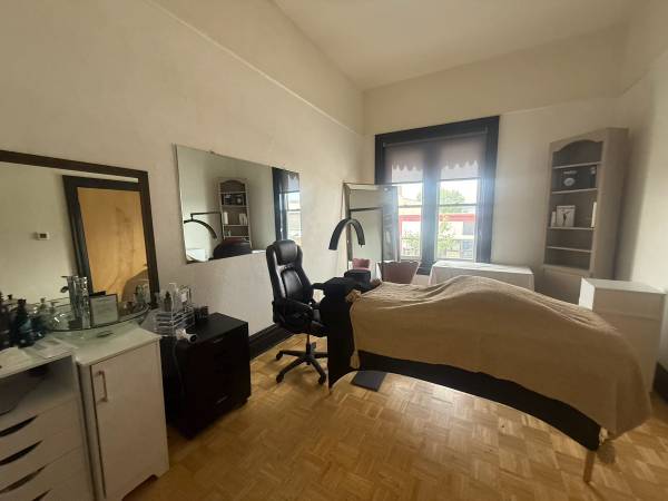 Beautiful Downtown Kalispell Full-Time Studio Room for Rent 1