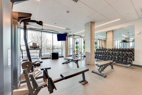 $2,907 / 2br - 793ft2 - It's time to invest in yourself by investing in your home. (Vancouver Waterfront)64039059937539123