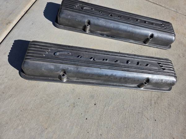 Early C1 Corvette Script Valve Covers 1
