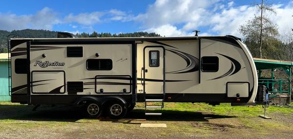 2018 grand design reflection 1