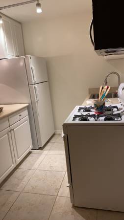 $1,925 / 1br - Paradise Palms! 1x1 Downstairs Unit! Close to the Beach! Gated Access! (San Diego)63998602447363123