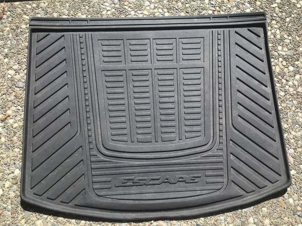 FORD ESCAPE OEM CARGO AREA PROTECTOR MAT 2013-2019 1