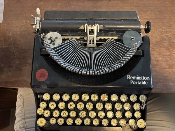 Remington Model 1 Manual Typewriter with Case 1