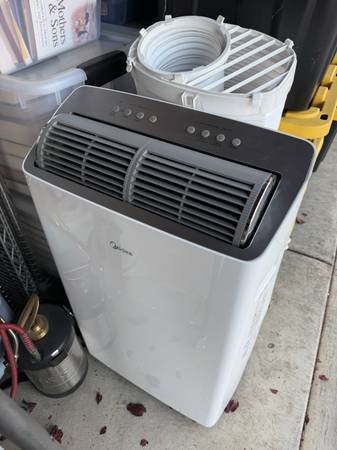 Midea portable AC unit 1