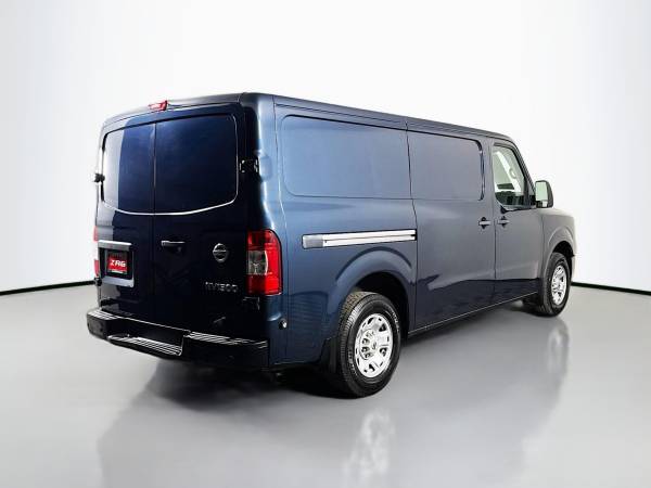 2019 Nissan NV - Photo 5