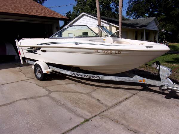 2000 Sea Ray 180 Bowrider 1