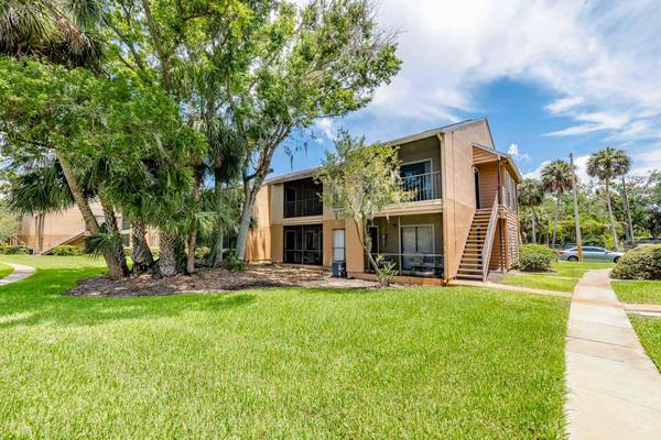 $1,589 / 2br - 824ft2 - 2B/1B, Swimming Pool, Located in Town 'n' Country63991086540931121