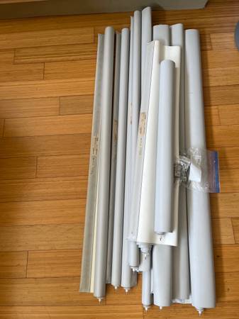 Roller shades (Gray) 1