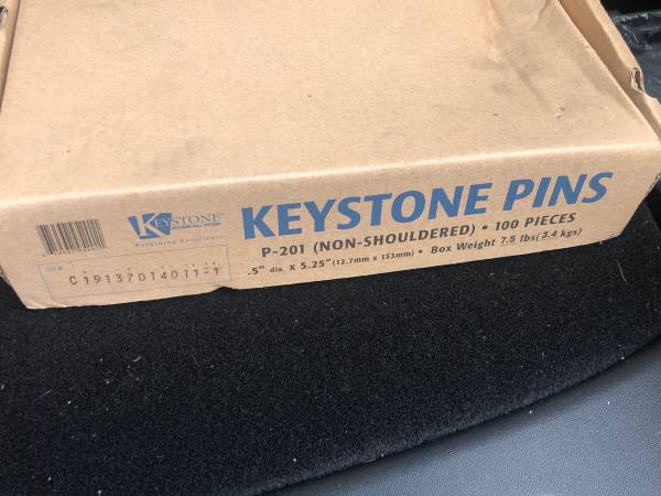 Muros de contención Keystone pins no - $40 (SW Portland)63435122621185121