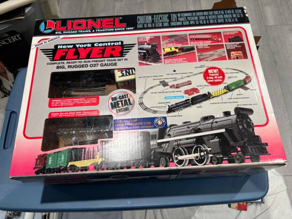 Lionel Train Set 1