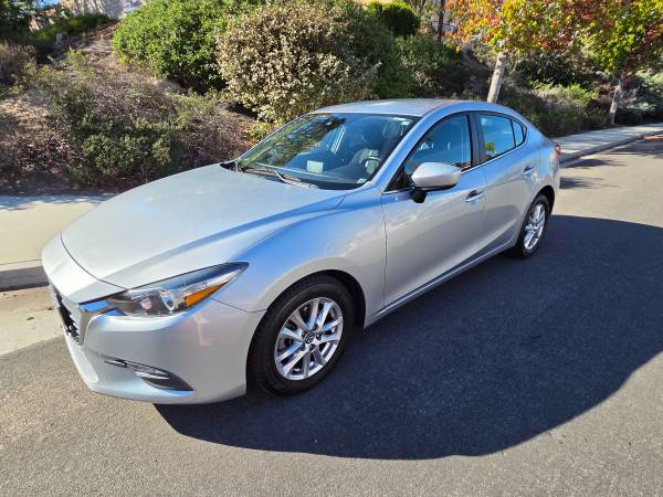 2018 Mazda 3 Sedan 1