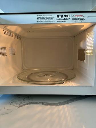 Horno de microondas Hamilton Beach - $60 (Hayward)63437195353345123