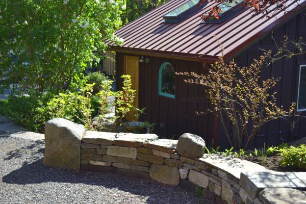$1,500 / 400ft2 - Garden Cottage Retreat for rent (includes all utilities plus WiFi) (north Bellingham)63920958160387122