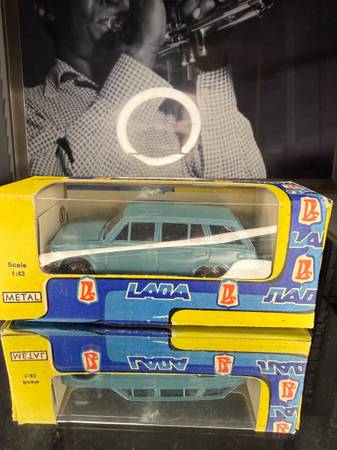 1/43 RUSSIAN RUSSIA LADA VAZ 2102 1995 MIB - collectibles - by