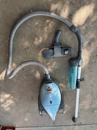 Vacuum cleaner 1