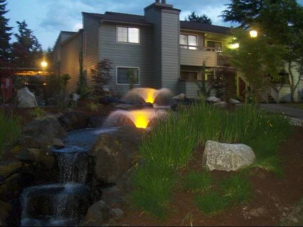 $2,070 / 2br - 850ft2 - Nature walk and pond, Cable and DSL ready, 24- hour Package Concierge (Bellevue)63688532147329122
