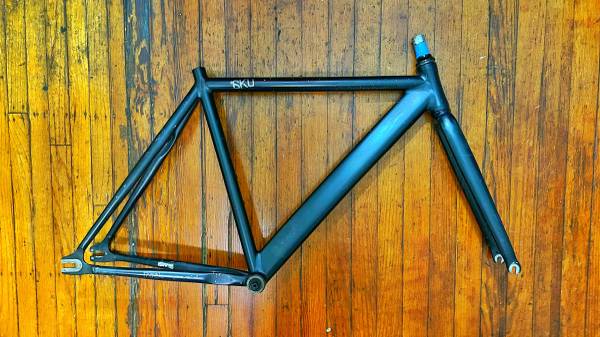 Small Track Frame 1