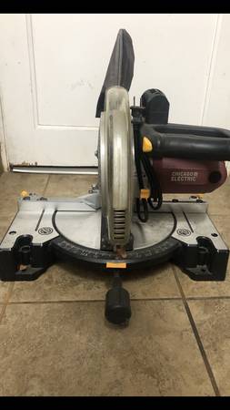 Chicago Electric 10 in Compound Miter Saw 1