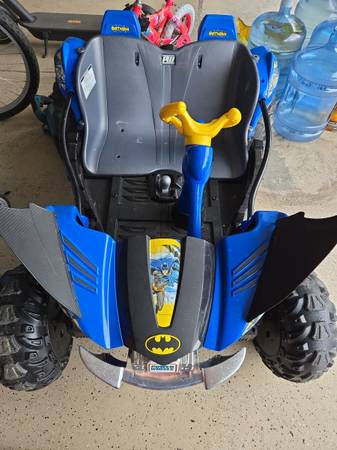Power Wheels Batmobile 1