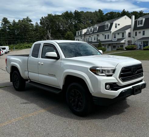 2016 Toyota Tacoma SR5 4X4 - $16,995 (Hampstead, NH)63623706449155123