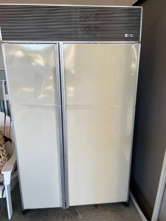 48” Sub Zero Refrigerator/Freezer 1