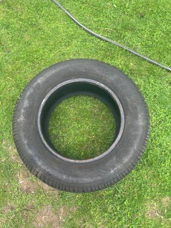 P235/60R15 Cooper COBRA RADIAL G/T 98T RWL M+S - $130 (Billerica)63471260323329123