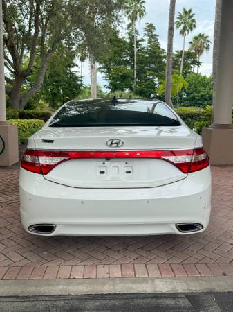 2013 Hyundai Azera Limited 67K Miles - $9,90063470258624003123