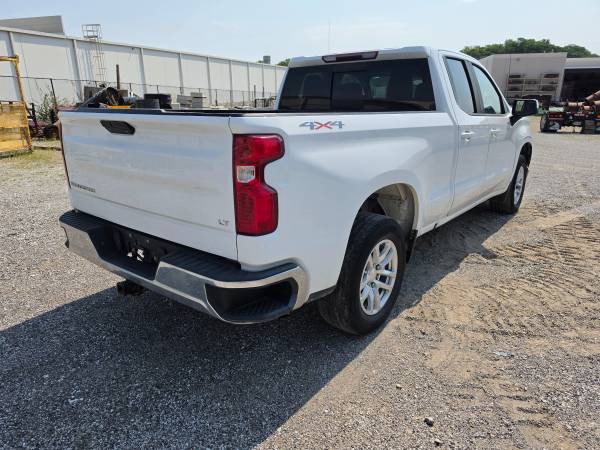 2019 Chevrolet Silverado Pickup Truck - Photo 7