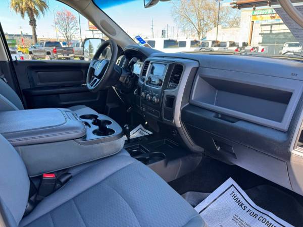 2018 RAM 2500 Tradesman 4dr - Photo 11