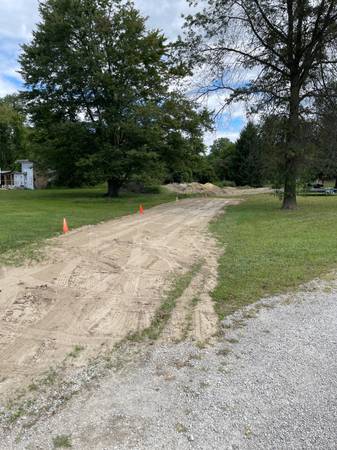 LOTS of Fill Dirt Wanted - sand clay whatever you have 1