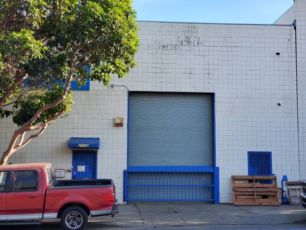 $7,200 / 3750ft2 - Warehouse For Lease (bayview)64023722841601121
