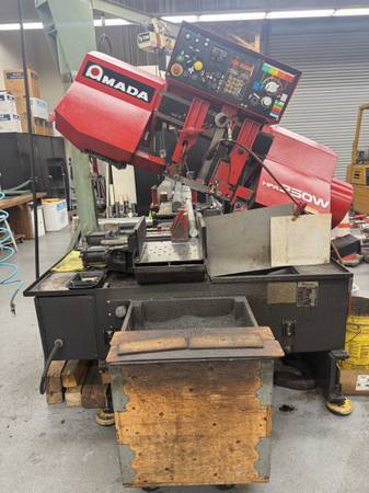 Amada HFA-250W Horizontal Band Saw 1