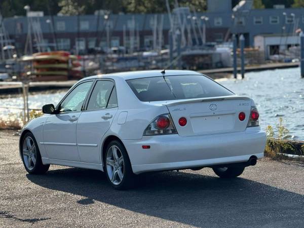 2005 IS 300 (150k miles) CLEAN TITLE - $10999.00 (Seattle)63617194400003122