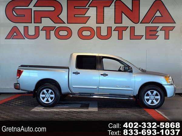1 2010 Nissan Titan 4WD Crew Cab SWB SE 1