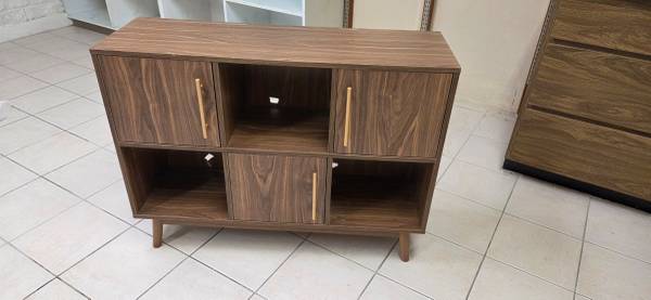 Free Cabinets 1