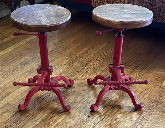 2 BAR STOOLS , Industrial red 1