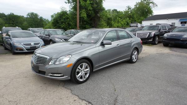 2011 Mercedes-Benz E-Class E 550 Luxury 4MATIC AWD E 550 Luxury 4MATIC - $8,900 (upper marlboro,md)636165000810251218