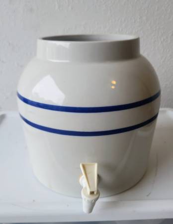 Ceramic white & blue Beverage water Dispenser 1