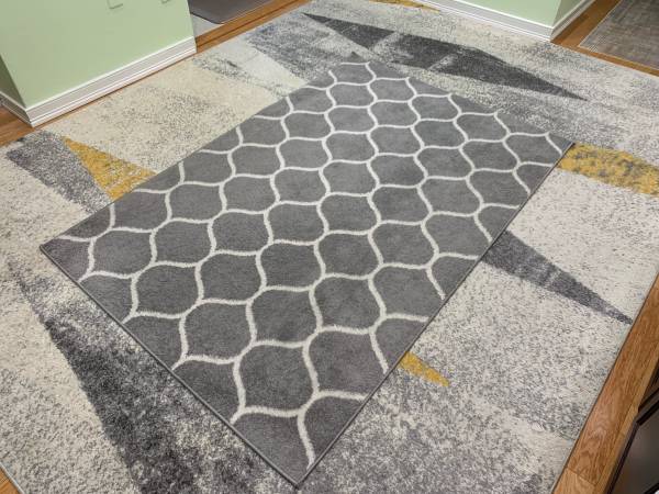 Rectangular Rug 4.1x6.1 ft – Gray 1